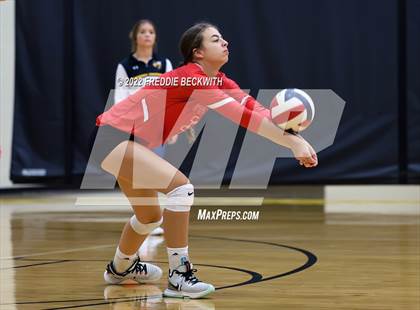 Thumbnail 2 in Pottsboro vs. Denison  (Denison Invitational Showcase) photogallery.