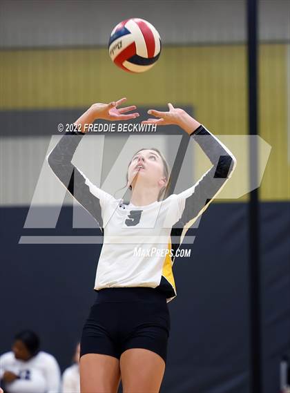 Thumbnail 3 in Pottsboro vs. Denison  (Denison Invitational Showcase) photogallery.