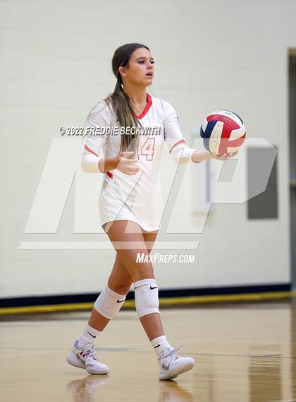 Thumbnail 1 in Pottsboro vs. Denison  (Denison Invitational Showcase) photogallery.