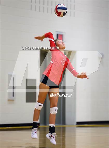Thumbnail 3 in Pottsboro vs. Denison  (Denison Invitational Showcase) photogallery.