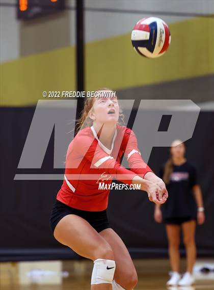 Thumbnail 2 in Pottsboro vs. Denison  (Denison Invitational Showcase) photogallery.