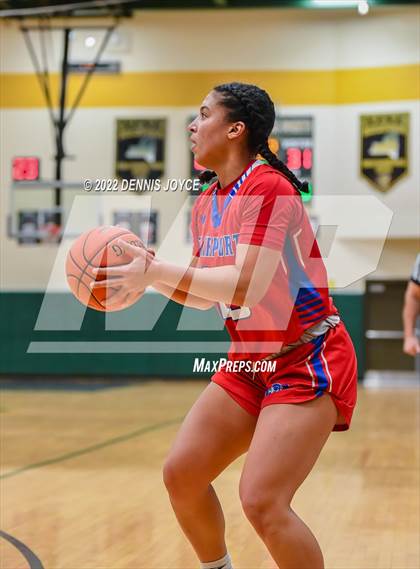 Thumbnail 2 in Bishop Kearney vs Fairport (NYSPHSAA Section 5 Class AA Final) photogallery.