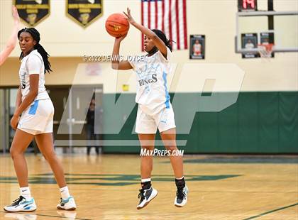 Thumbnail 2 in Bishop Kearney vs Fairport (NYSPHSAA Section 5 Class AA Final) photogallery.