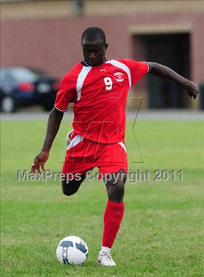 Thumbnail 2 in Manchester Memorial @ Nashua North  photogallery.