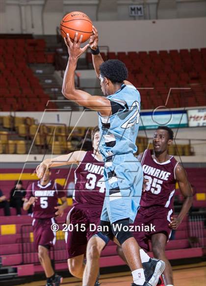 Thumbnail 2 in New Way Christian Academy vs. Sunrise Christian Academy (Fantasy of Lights) photogallery.