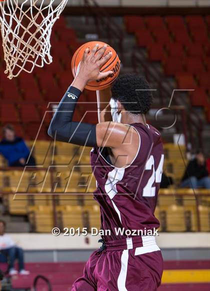 Thumbnail 1 in New Way Christian Academy vs. Sunrise Christian Academy (Fantasy of Lights) photogallery.