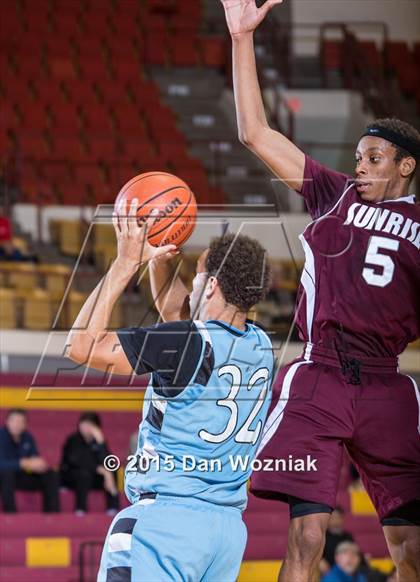 Thumbnail 2 in New Way Christian Academy vs. Sunrise Christian Academy (Fantasy of Lights) photogallery.