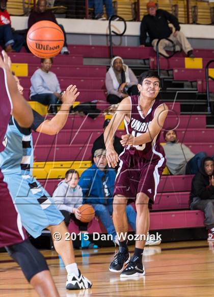 Thumbnail 1 in New Way Christian Academy vs. Sunrise Christian Academy (Fantasy of Lights) photogallery.