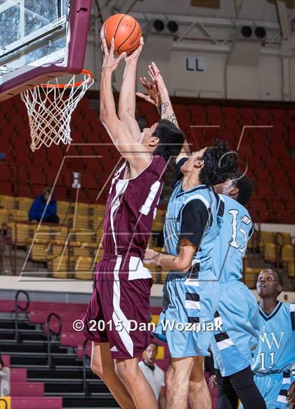 Thumbnail 1 in New Way Christian Academy vs. Sunrise Christian Academy (Fantasy of Lights) photogallery.