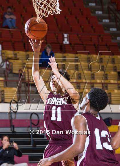 Thumbnail 2 in New Way Christian Academy vs. Sunrise Christian Academy (Fantasy of Lights) photogallery.