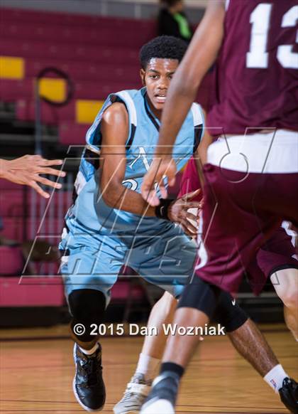 Thumbnail 3 in New Way Christian Academy vs. Sunrise Christian Academy (Fantasy of Lights) photogallery.