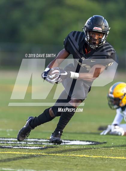 Thumbnail 3 in L'Anse Creuse North vs. Grosse Pointe North photogallery.