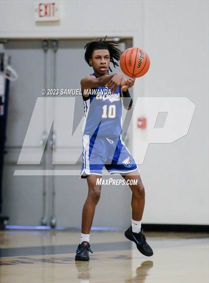 Thumbnail 3 in El Camino Real vs Knight (8th Annual West Valley Tip-Off Classic) photogallery.