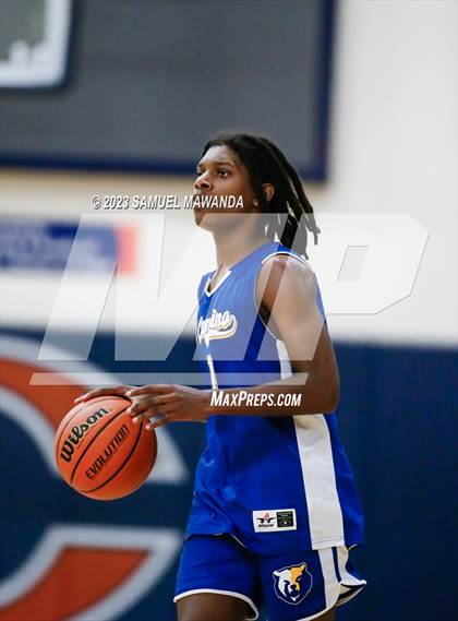 Thumbnail 2 in El Camino Real vs Knight (8th Annual West Valley Tip-Off Classic) photogallery.