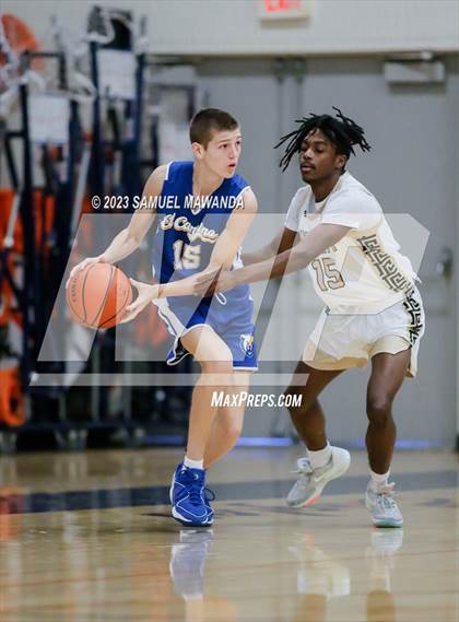Thumbnail 3 in El Camino Real vs Knight (8th Annual West Valley Tip-Off Classic) photogallery.