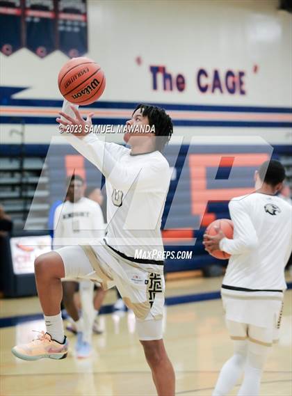 Thumbnail 3 in El Camino Real vs Knight (8th Annual West Valley Tip-Off Classic) photogallery.