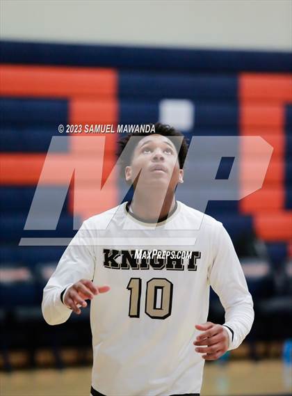 Thumbnail 3 in El Camino Real vs Knight (8th Annual West Valley Tip-Off Classic) photogallery.