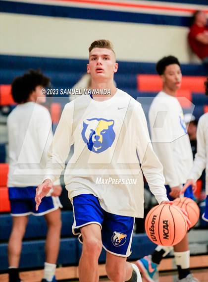 Thumbnail 2 in El Camino Real vs Knight (8th Annual West Valley Tip-Off Classic) photogallery.
