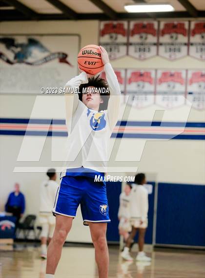 Thumbnail 3 in El Camino Real vs Knight (8th Annual West Valley Tip-Off Classic) photogallery.