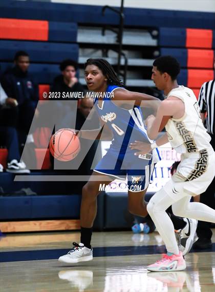 Thumbnail 3 in El Camino Real vs Knight (8th Annual West Valley Tip-Off Classic) photogallery.