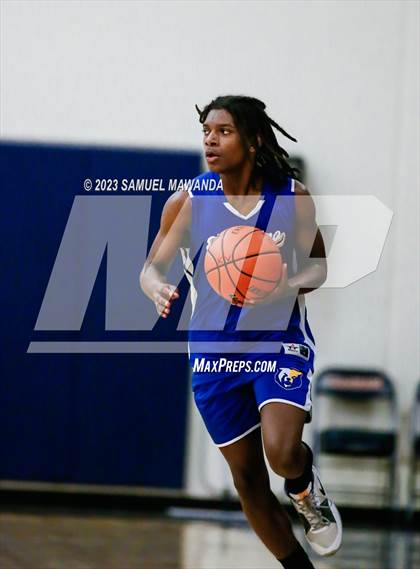 Thumbnail 3 in El Camino Real vs Knight (8th Annual West Valley Tip-Off Classic) photogallery.