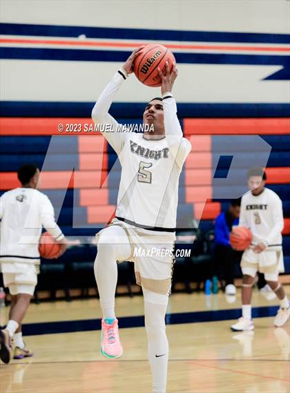Thumbnail 1 in El Camino Real vs Knight (8th Annual West Valley Tip-Off Classic) photogallery.