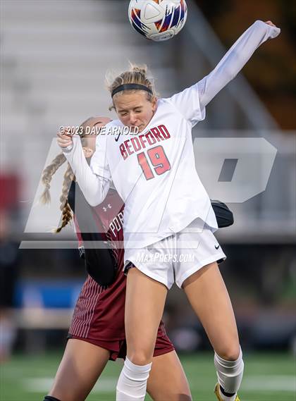 Thumbnail 1 in Portsmouth vs. Bedford (NHIAA Division 1 State Semifinal) photogallery.