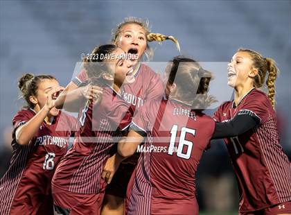 Thumbnail 1 in Portsmouth vs. Bedford (NHIAA Division 1 State Semifinal) photogallery.