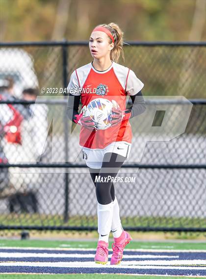 Thumbnail 2 in Portsmouth vs. Bedford (NHIAA Division 1 State Semifinal) photogallery.