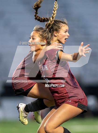 Thumbnail 1 in Portsmouth vs. Bedford (NHIAA Division 1 State Semifinal) photogallery.