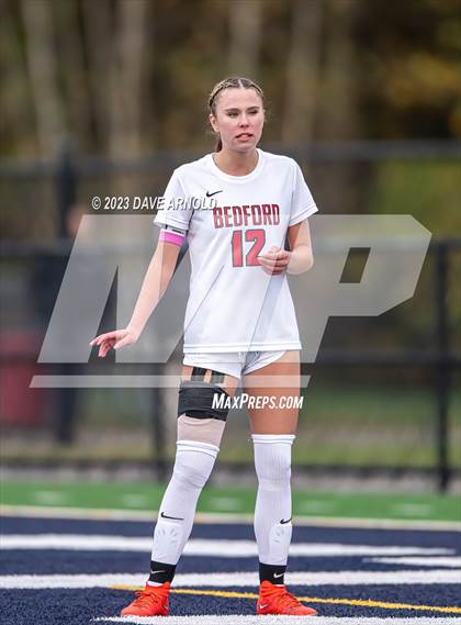 Thumbnail 1 in Portsmouth vs. Bedford (NHIAA Division 1 State Semifinal) photogallery.