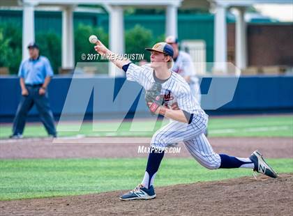 Thumbnail 2 in Wakeland vs. Cleburne (UIL 5A Region II Semifinal) photogallery.