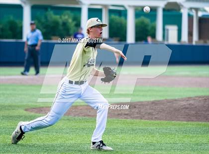 Thumbnail 1 in Wakeland vs. Cleburne (UIL 5A Region II Semifinal) photogallery.