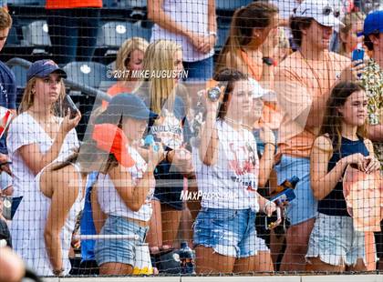 Thumbnail 1 in Wakeland vs. Cleburne (UIL 5A Region II Semifinal) photogallery.