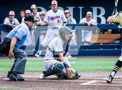 Thumbnail 3 in Wakeland vs. Cleburne (UIL 5A Region II Semifinal) photogallery.