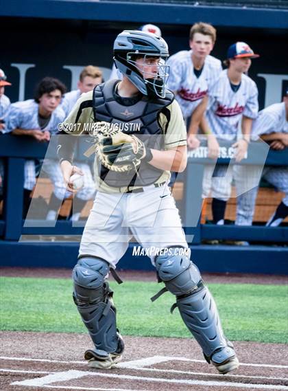 Thumbnail 3 in Wakeland vs. Cleburne (UIL 5A Region II Semifinal) photogallery.