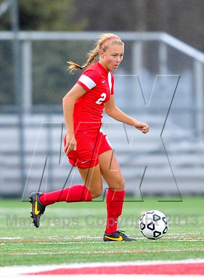 Thumbnail 3 in North Rockland vs. Massapequa (NYSPHSAA Class AA Final) photogallery.