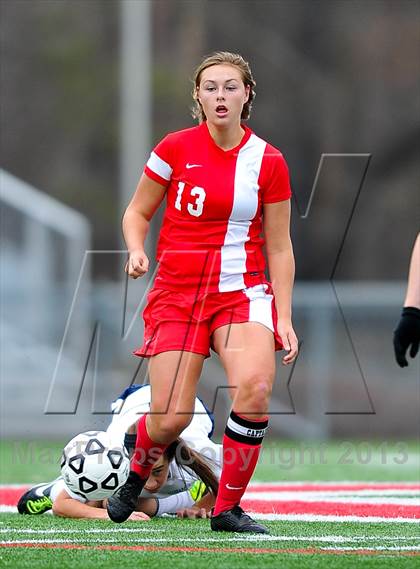 Thumbnail 2 in North Rockland vs. Massapequa (NYSPHSAA Class AA Final) photogallery.