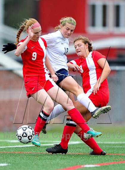 Thumbnail 1 in North Rockland vs. Massapequa (NYSPHSAA Class AA Final) photogallery.