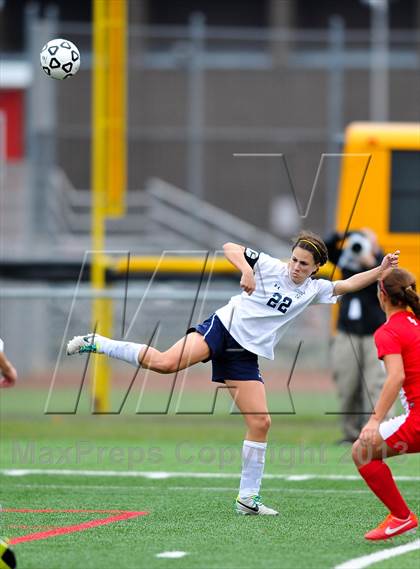 Thumbnail 2 in North Rockland vs. Massapequa (NYSPHSAA Class AA Final) photogallery.