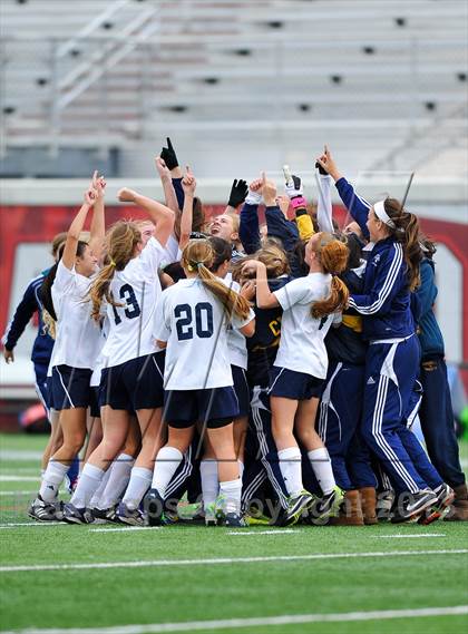 Thumbnail 3 in North Rockland vs. Massapequa (NYSPHSAA Class AA Final) photogallery.
