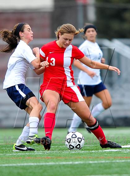 Thumbnail 3 in North Rockland vs. Massapequa (NYSPHSAA Class AA Final) photogallery.