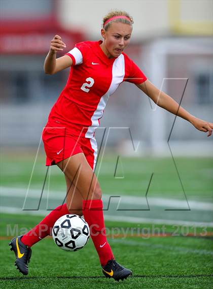 Thumbnail 3 in North Rockland vs. Massapequa (NYSPHSAA Class AA Final) photogallery.