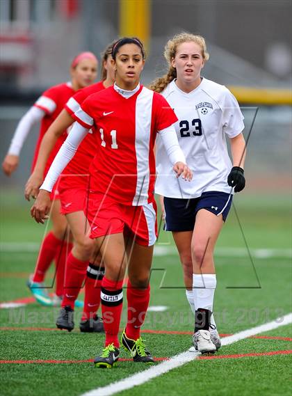 Thumbnail 2 in North Rockland vs. Massapequa (NYSPHSAA Class AA Final) photogallery.