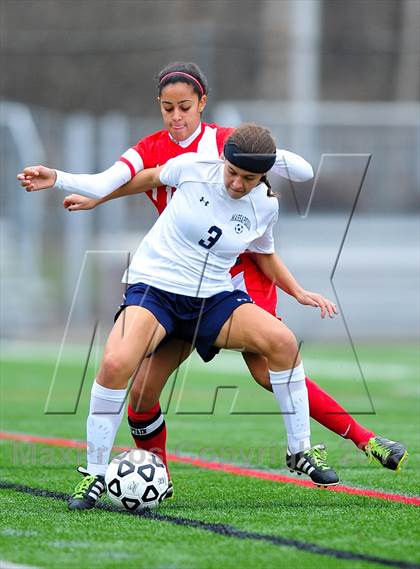 Thumbnail 3 in North Rockland vs. Massapequa (NYSPHSAA Class AA Final) photogallery.