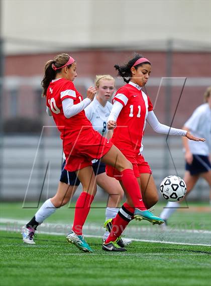 Thumbnail 3 in North Rockland vs. Massapequa (NYSPHSAA Class AA Final) photogallery.