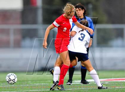 Thumbnail 2 in North Rockland vs. Massapequa (NYSPHSAA Class AA Final) photogallery.