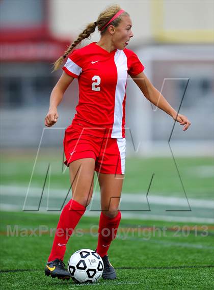 Thumbnail 2 in North Rockland vs. Massapequa (NYSPHSAA Class AA Final) photogallery.