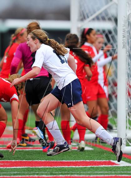 Thumbnail 2 in North Rockland vs. Massapequa (NYSPHSAA Class AA Final) photogallery.
