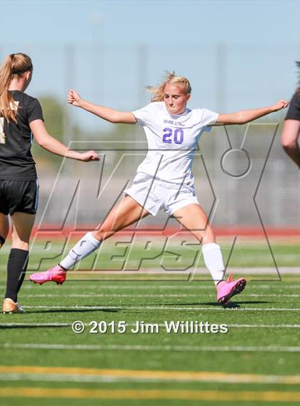 Thumbnail 1 in Round Valley vs. Blue Ridge (AIA Division 4 Final) photogallery.